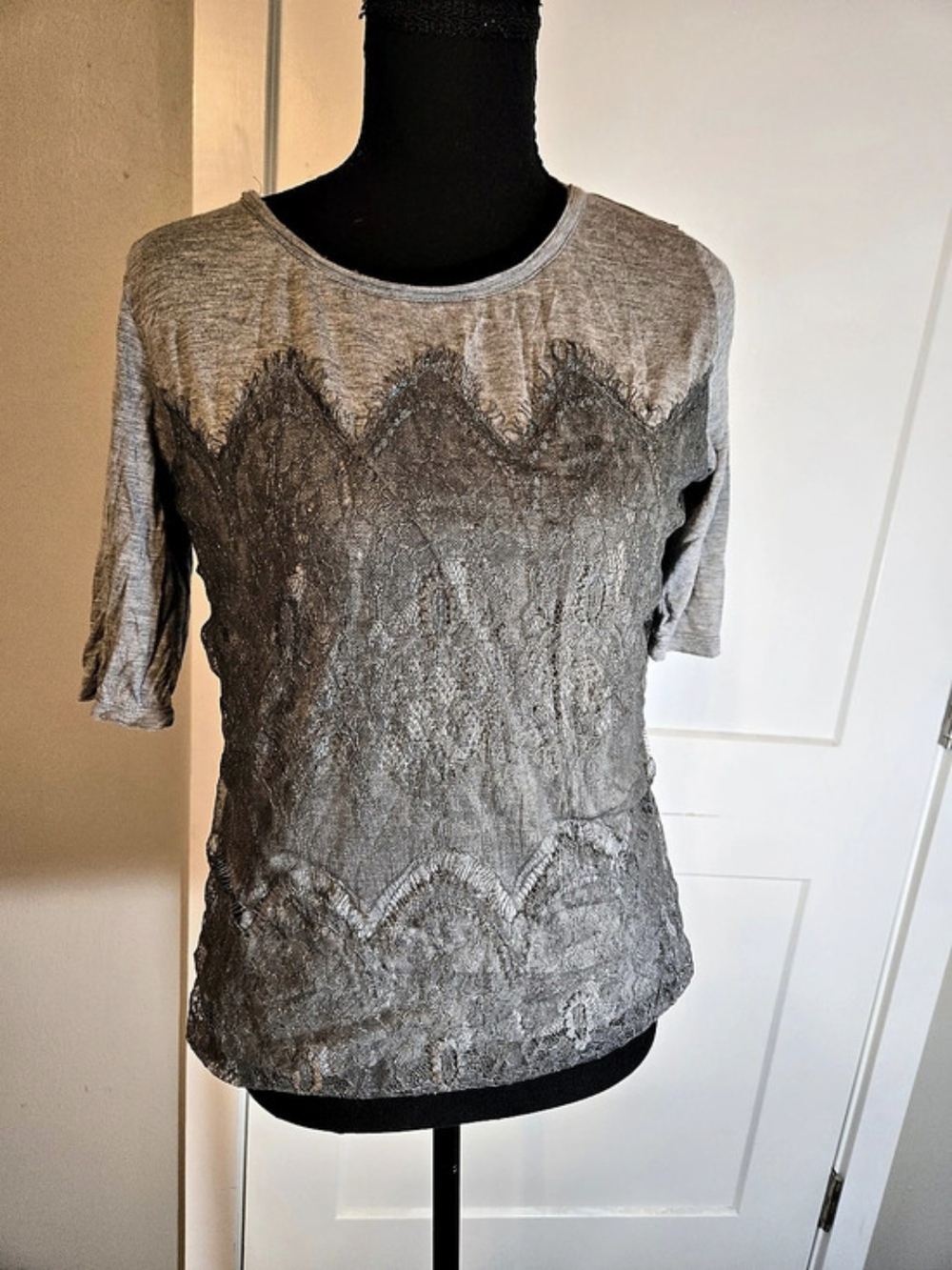 Bordeaux Marion Lace T-shirt Short Sleeve Top Gray